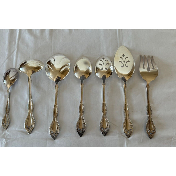 Oneida Rogers 1881 Victorian Classic Silverplate 54 Pc SVC for 8 w Steak Knives - Picture 13 of 15